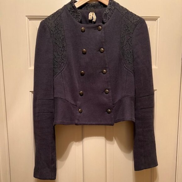 Free People, We The Free, Peplum Navy Lace Military Sweater Coat, Sz 8 - Picture 3 of 5